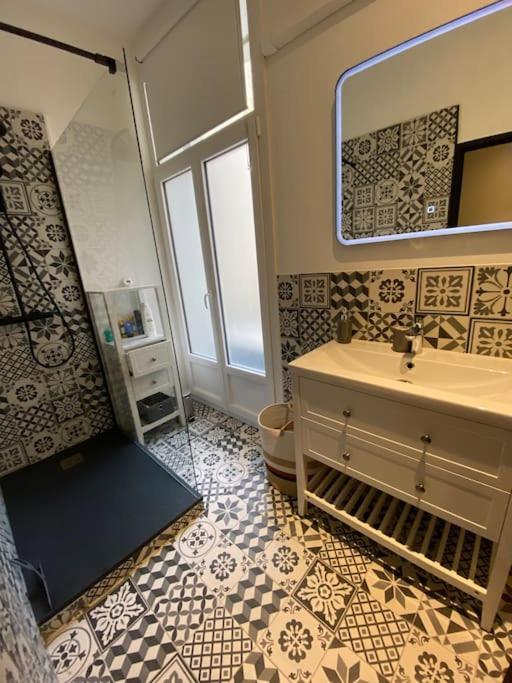 בזייה Appartement Paul Riquet Avec Place De Parking מראה חיצוני תמונה